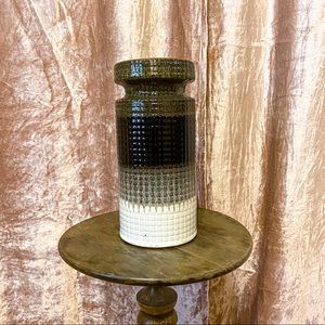 Green, Black, & White Textured Ceramic Stand